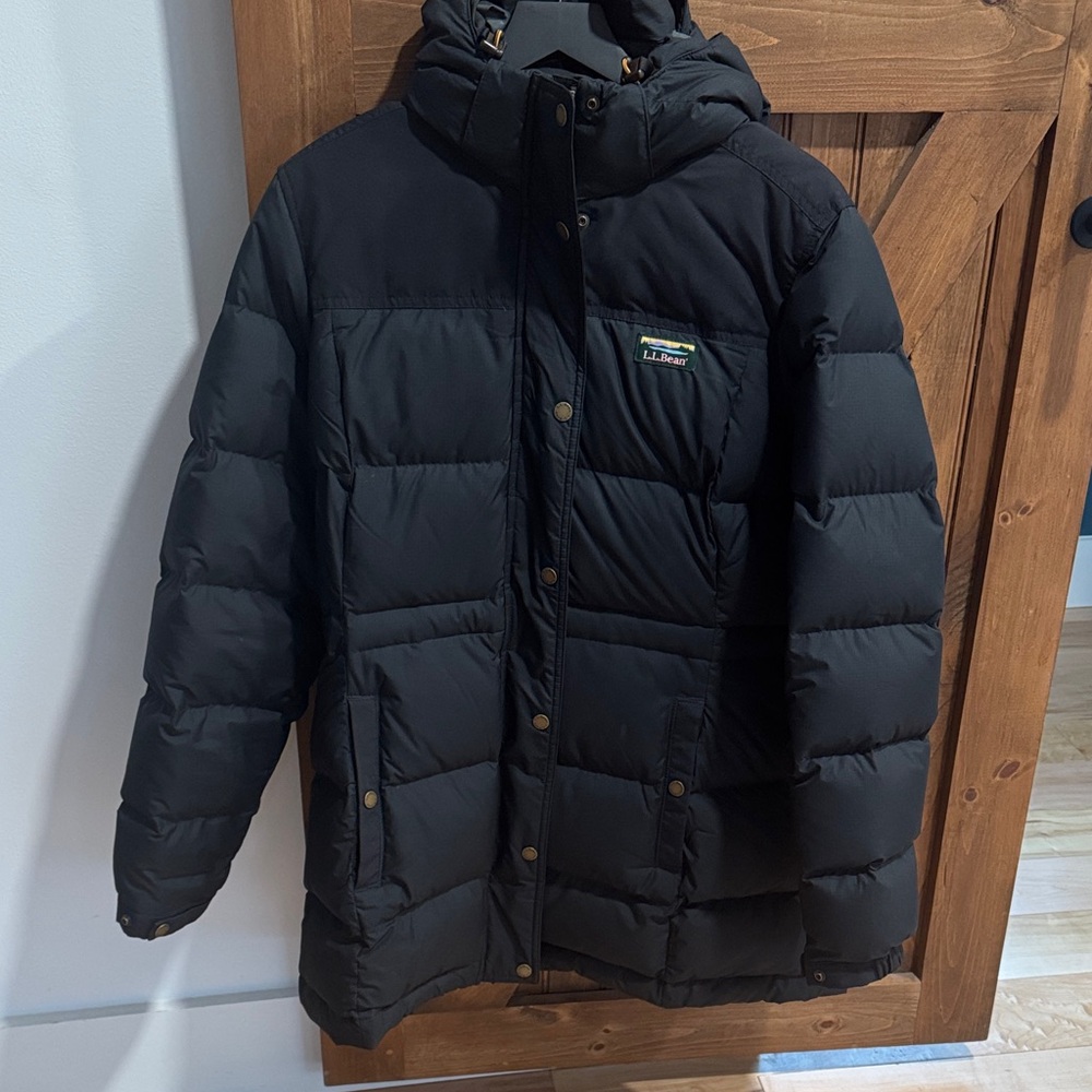 L.L. Bean Black Hooded Puffer Jacket